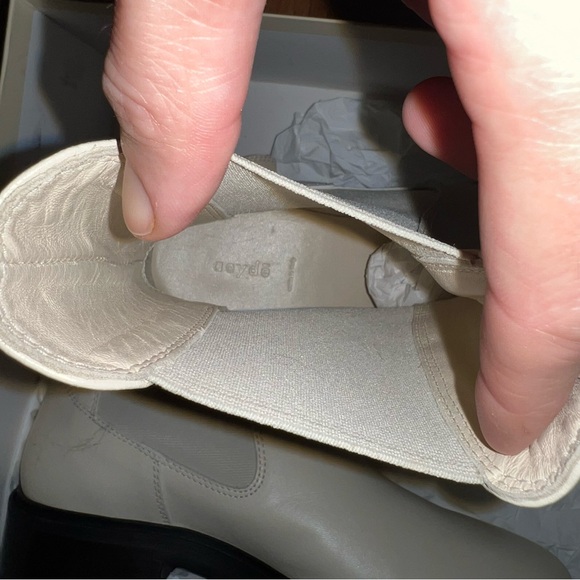 New in Box Aeyde Chris Leather Chelsea Boots size 40 - Picture 9 of 9